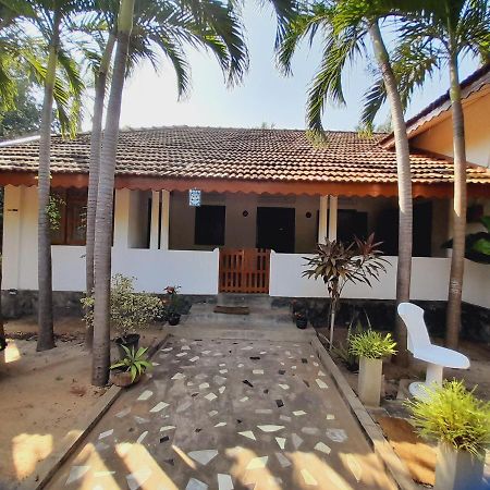 ג'פנה Malabar Home Stay מראה חיצוני תמונה