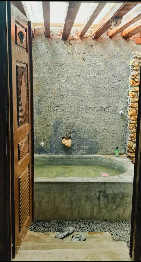 ג'פנה Malabar Home Stay מראה חיצוני תמונה