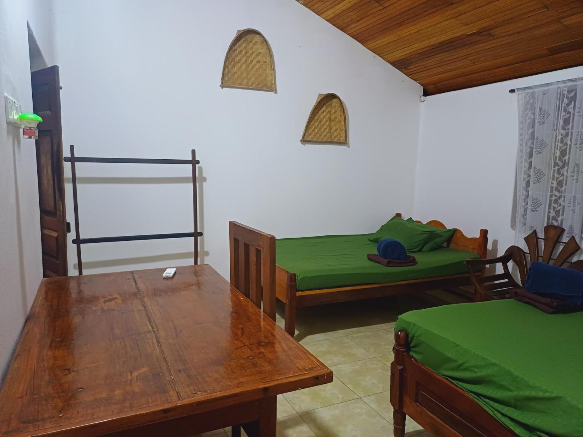 ג'פנה Malabar Home Stay חדר תמונה